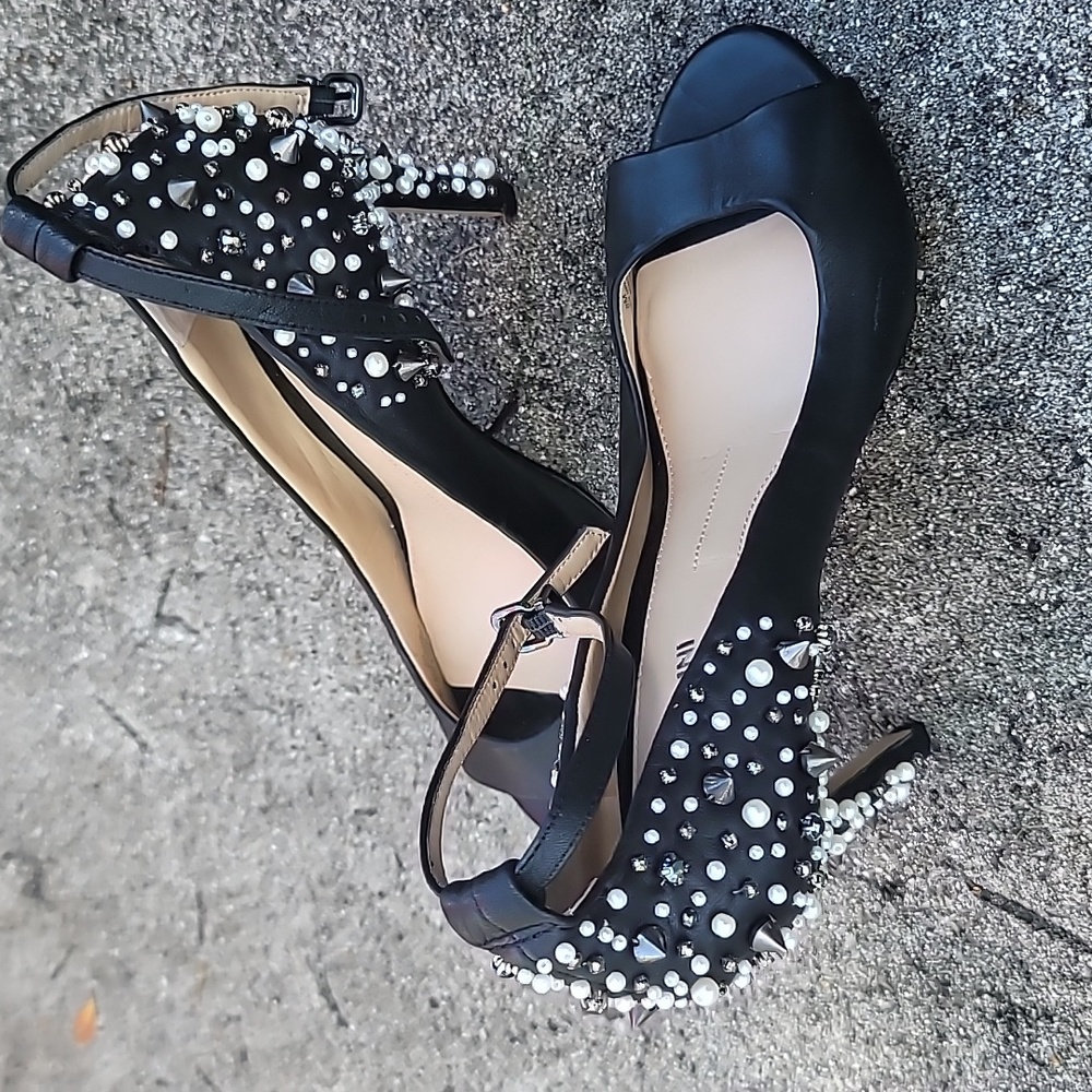 Fashionable shoes.